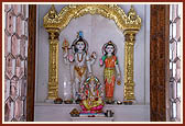 Shri Shiv-Pravati and Shri Ganeshji