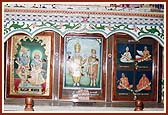 Idols at Amdavad BAPS Mandir
