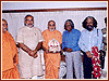 H.E. Abdul Kalam, President of India, meets Pramukh Swami Maharaj at BAPS Mandir, Amdavad