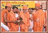 Performing the foundation stone laying ceremony of 'Pramukh Swami General Hospital'