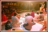 An exciting Kirtan Aradhna program in the evening assembly by sadhus and youths