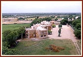 Residential quarters for devotees behind the Smruti Mandir