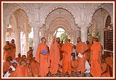   Swamishri observes the main mandir dome