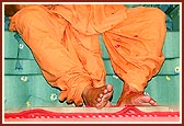 The holy feet of Swamishri