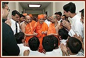 Swamishri has a final word for youths