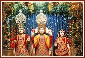 Shri Harikrishna Maharaj and Shri Lakshmi Narayan Dev
