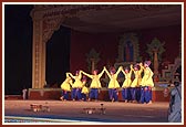 Selected teenagers and children from various BAPS centers throughout Gujarat prepared for a month to perform on this occasion. Their excellent presentation of three rhythmic and energetic traditional dances enthralled the audience