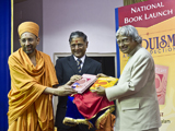 Dr. Kalam Launches Book on Hinduism Swaminarayan Akshardham, New Delhi, India