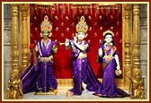  Harikrishna Maharaj and Radha-Krishna Dev 