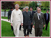 The Vice-President of India, Honorable Bhairon Singh Shekhawat (center) arriving at the Mandir with other dignitaries.  