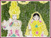 Murtis adorned with flowery vaaghas 
