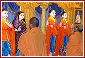 Murti-pratishtha rituals 