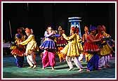  Kishores perform lively dances in Swamishri's presence  