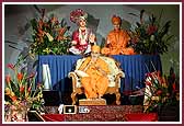  Swamishri blesses the Kishore/Kishori Din Assembly  