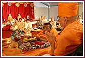 Shri Harikrishna Maharaj is offered thaal