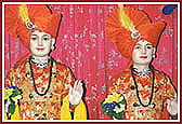 Lord Swaminarayn[left] and Gunatitanand Swami in the special shrine at the convention site