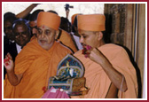 Swamishri asked that Lord Harikrishna Maharaj be cared through first 