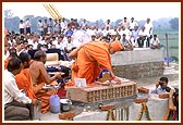 Swamishri performs pujan of the first stone laid for Akshardham