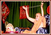 On the day of Sam Shravani Swamishri and sadhus participate in the ceremonious changing of janoi (sacred thread) 